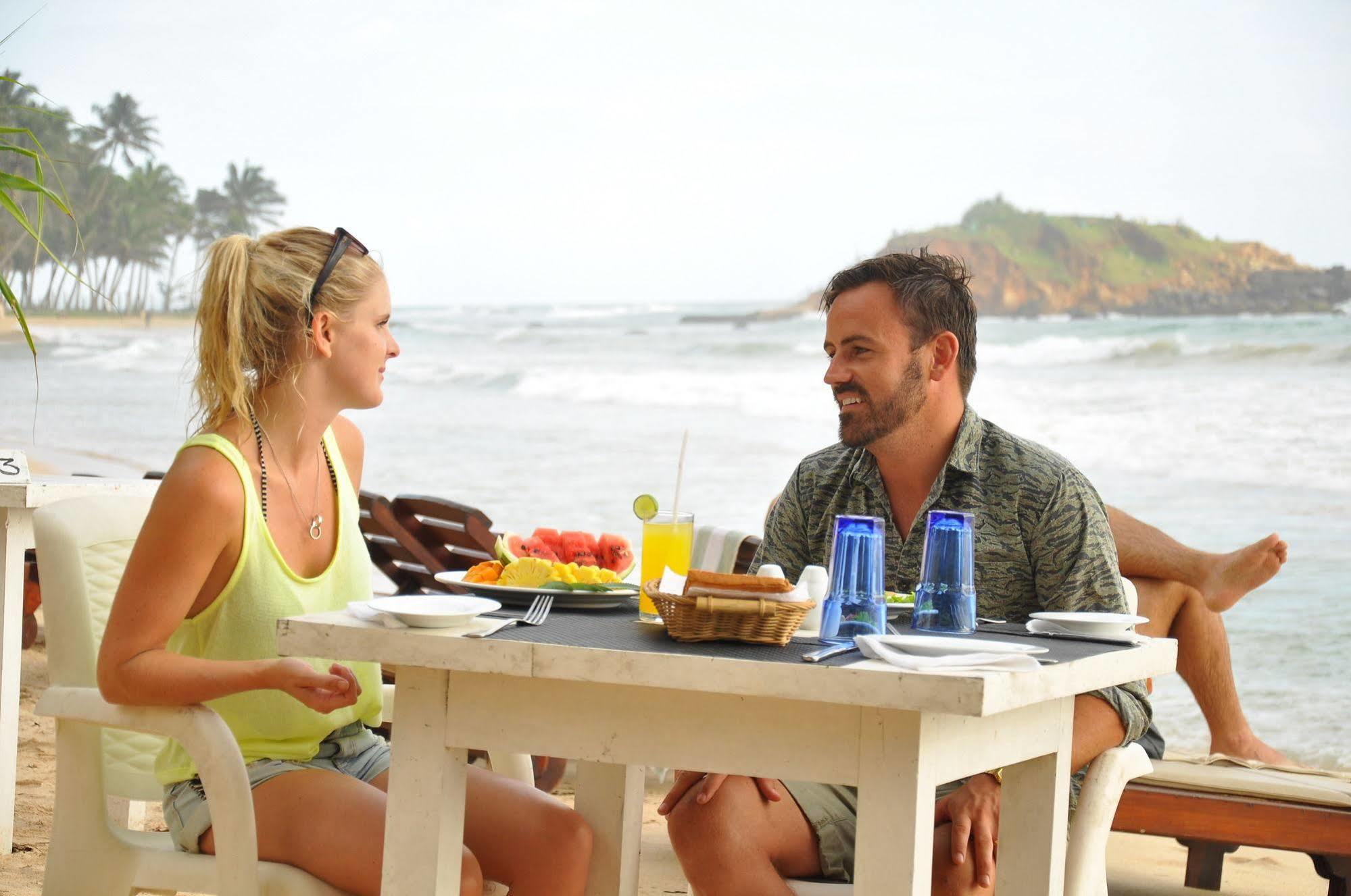 Mirissa Bay Resort Bagian luar foto