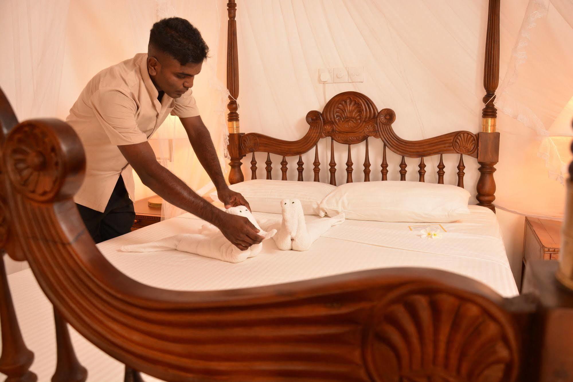Mirissa Bay Resort Bagian luar foto